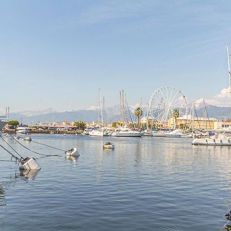 Awesome Apartment In Viareggio With Wifi Exterior foto