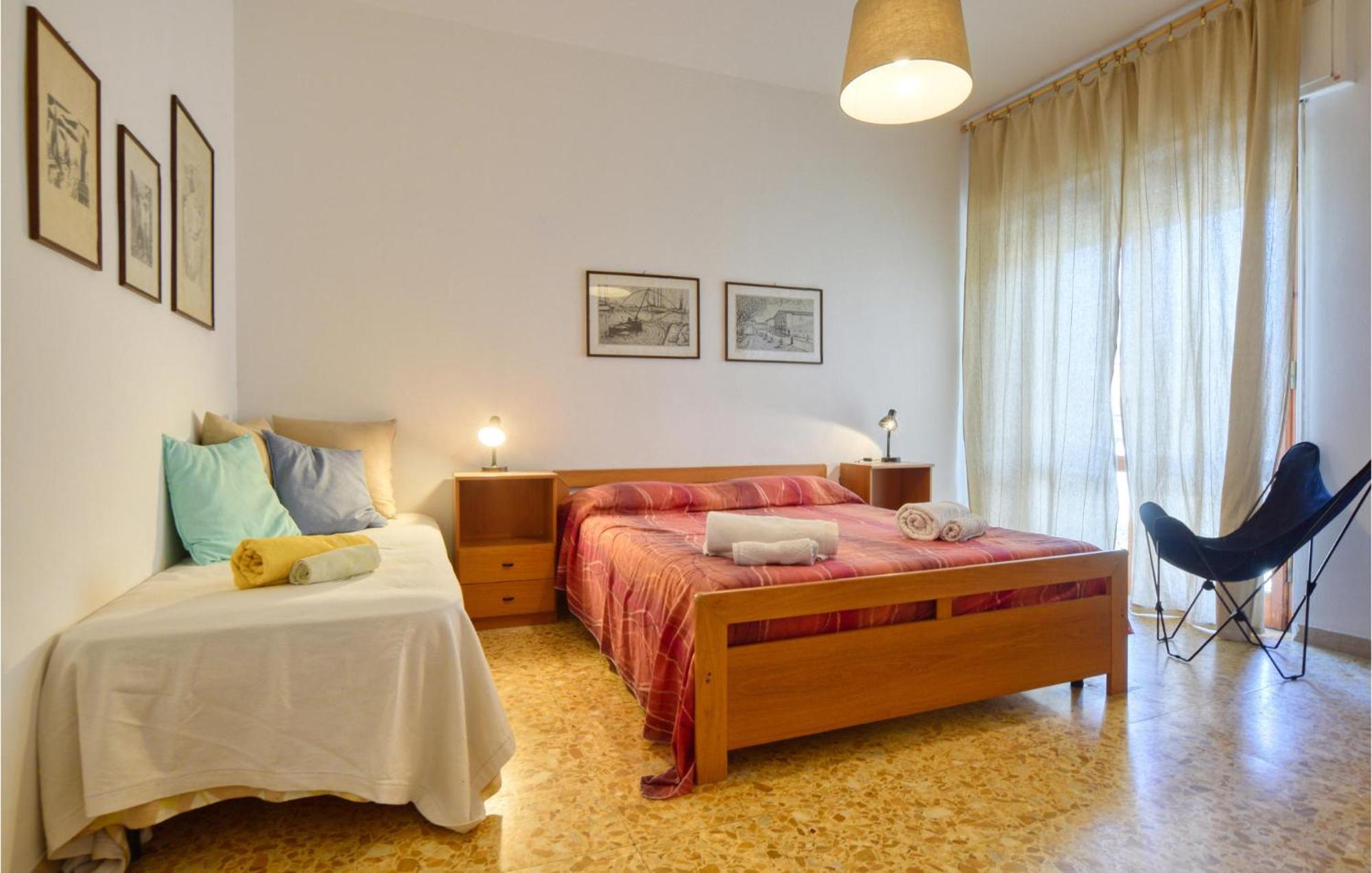 Awesome Apartment In Viareggio With Wifi Exterior foto